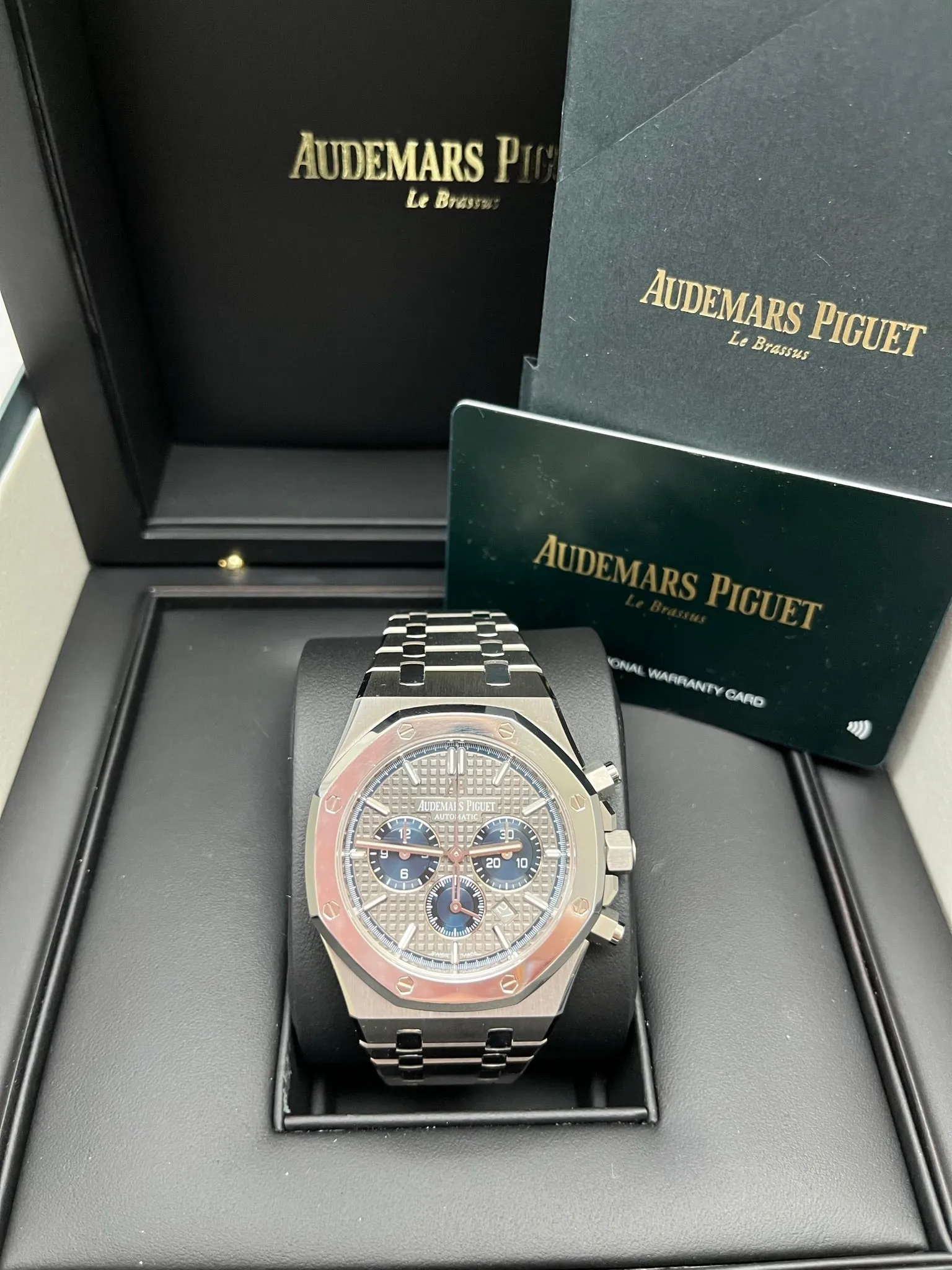 Audemars Piguet Royal Oak Chronograph Platinum Titanium Limited Edition (Ref 26331IP.OO.1220IP.01)