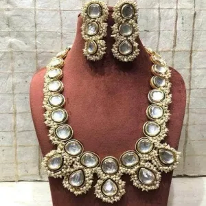 Big Kundan Coral Necklace