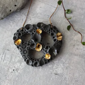 Ceramic Necklace Black Coral Pretzel