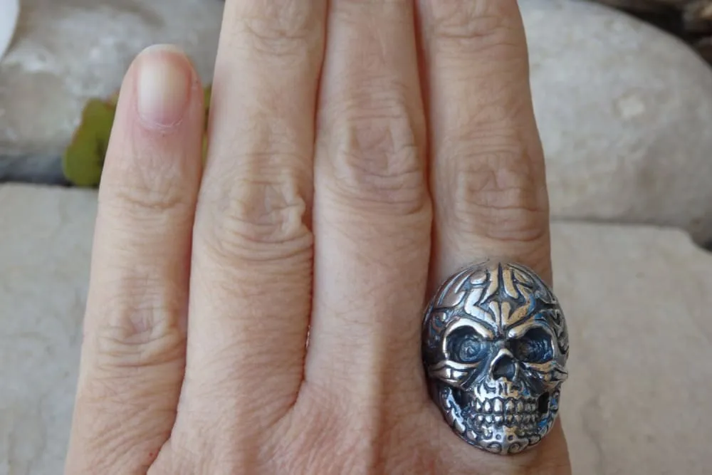 GOLD SKULL RING