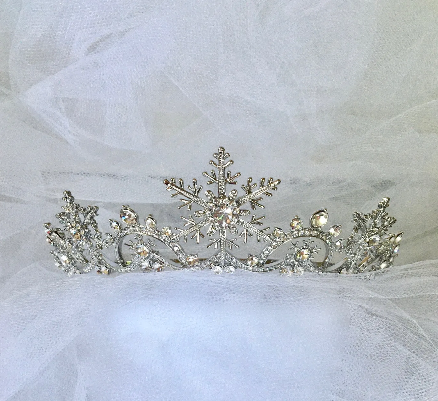 "Eira" - Winter Snowflake Bridal Tiara