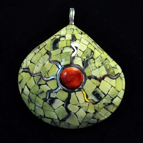 Shell Pendant, Style 1