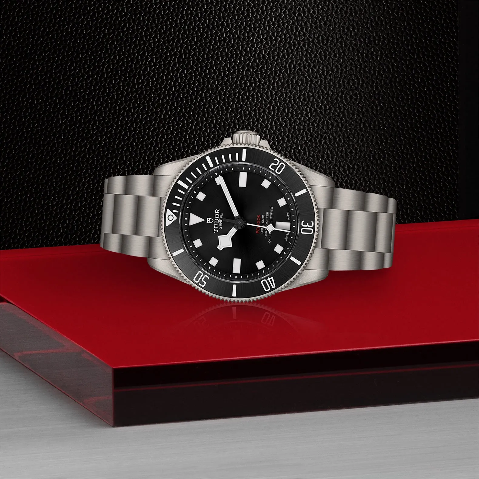 TUDOR Pelagos 39, Unidirectional rotating bezel, Titanium bracelet