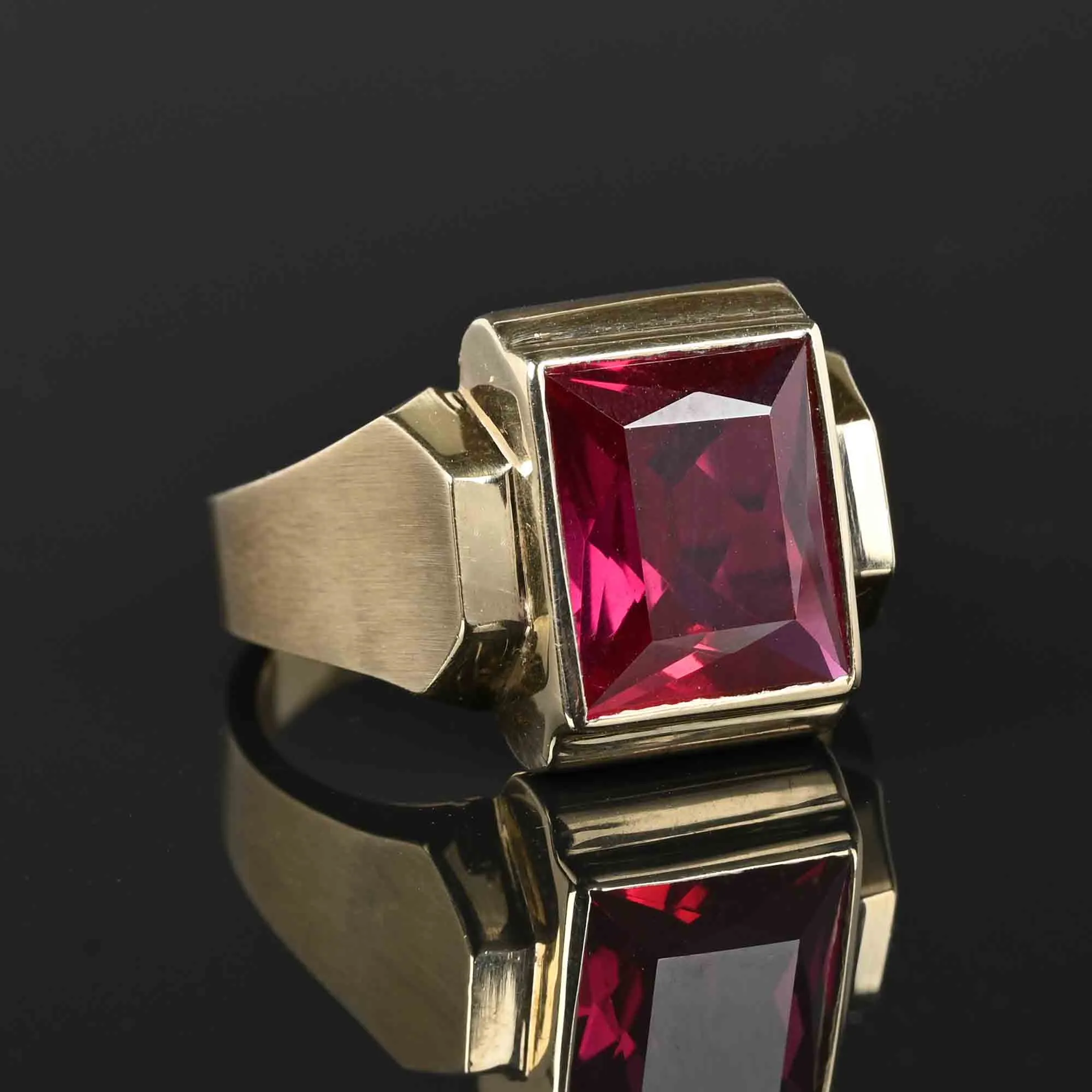 Vintage Mens Ruby Signet Ring in Gold